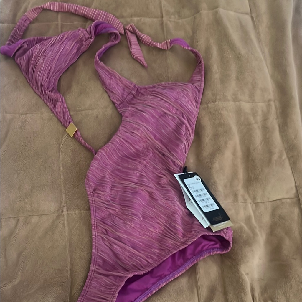 Vix Pink One Piece Swimsuit With Textured Ruched Design